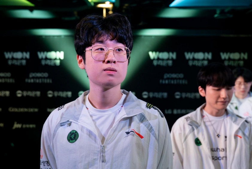 Đội hình HLE chuẩn bị cho vòng playoffs