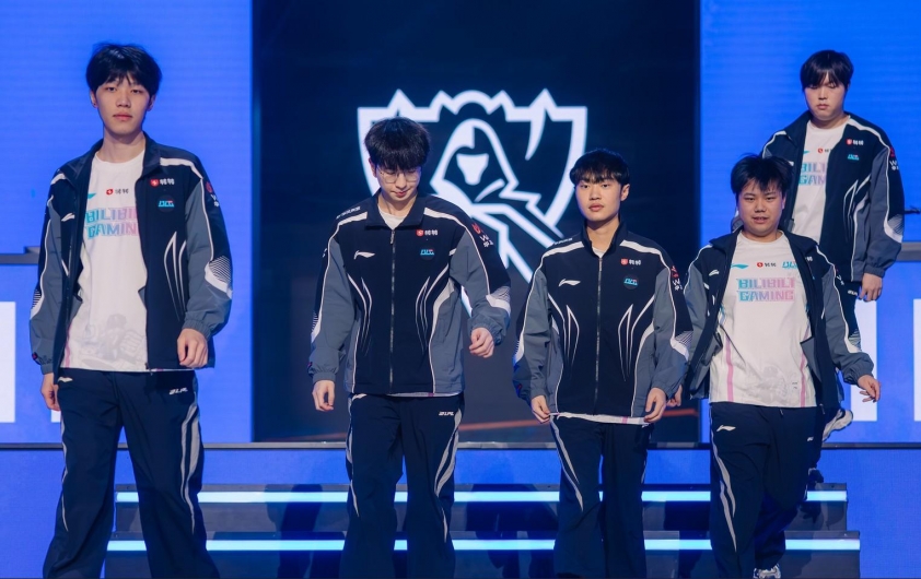 Thể thức Swiss tạo biến động lớn tại CKTG 2025 Trận đấu hấp dẫn tại vòng Swiss