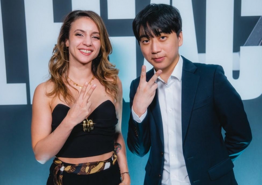 Ban huấn luyện KT thức trắng đêm chuẩn bị bài đánh riêng cho Gen.G Ban huấn luyện KT làm việc xuyên đêm