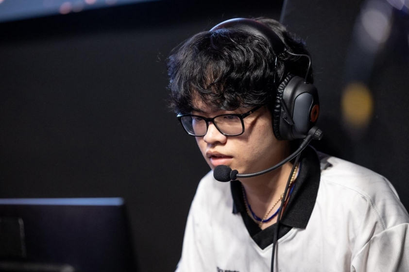 Đội tuyển của SofM chia tay siêu xạ thủ Shogun trong trận đấu LMHT chuyên nghiệp