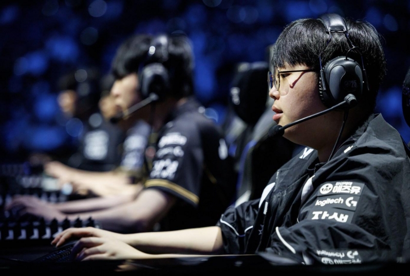 Peter cùng đội KT Rolster